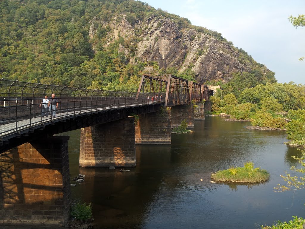 Skookum Traveler Maryland Heights (MD)