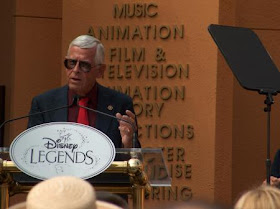 Bob Gurr accepting his Disney Legends honor