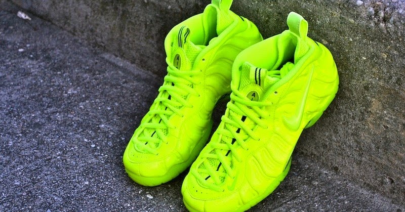 SNEAKER BISTRO - Streetwear Served w| Class: KICKS | Nike Air Foamposite One