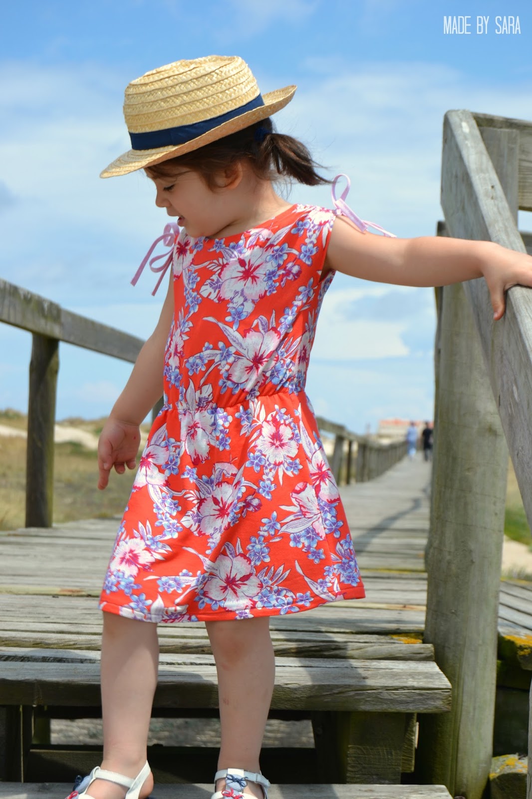 Dress Pattern N.15 Canadian Pattern Tour Made by Sara