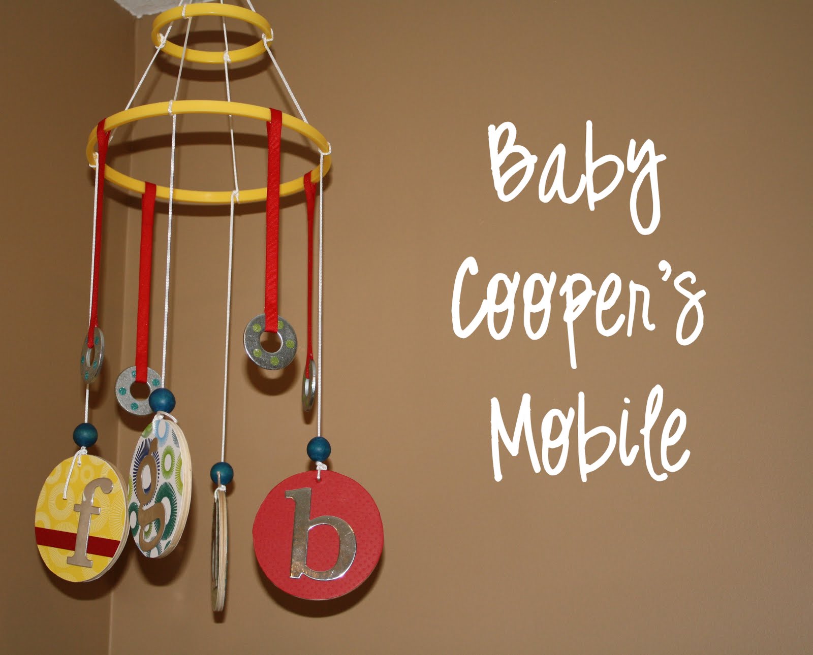 Crafty Chic Mommy DIY BABY MOBILE