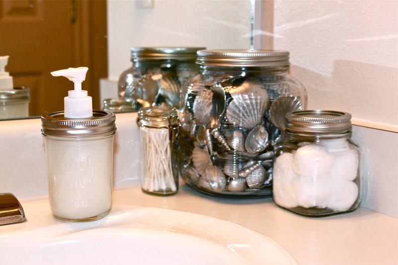 from Gardners 2 Bergers Mason Jar Soap Dispenser