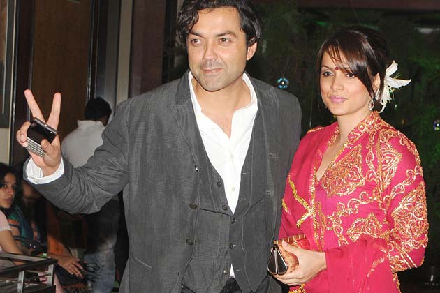 Throw back photo of Sunny deol Bollywood actors, Vintage bollywood, 90s bollywoo