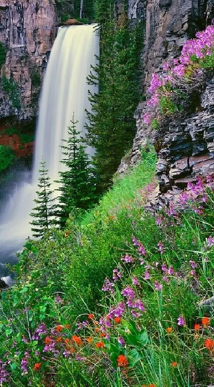 Tumalo Falls, gourgeous place of Oregon,