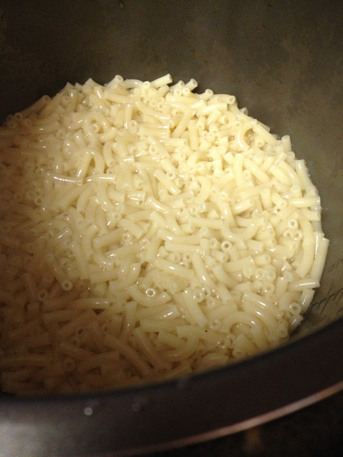 Tracy Cooks in Austin Macaroni and cheese pressure cooker style