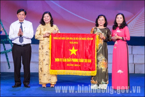 binh-duong-hoi-phu2-nu- binh-duong-hoi-phu-nu-2