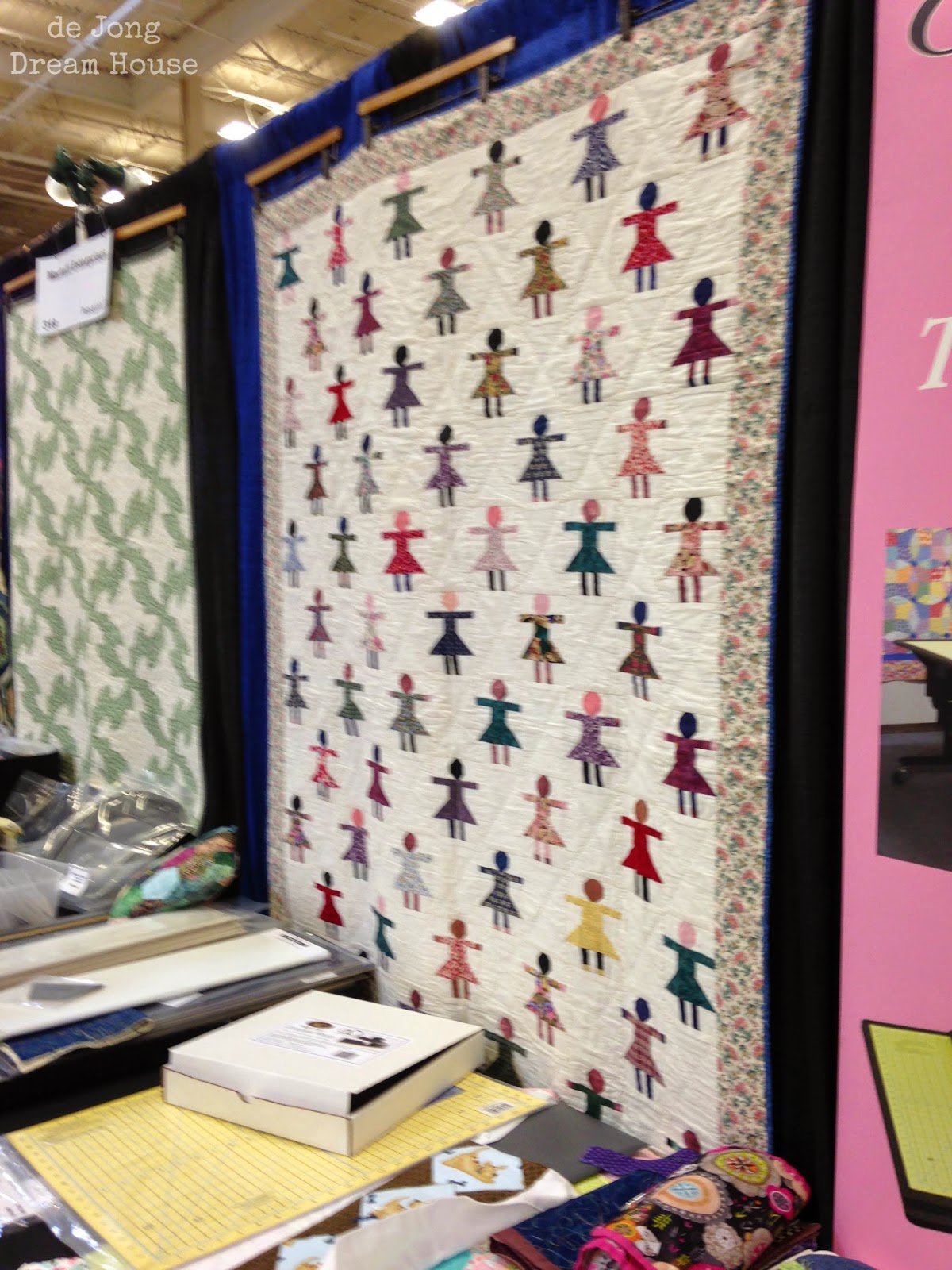 de Jong Dream House Original Sewing & Quilting Expo
