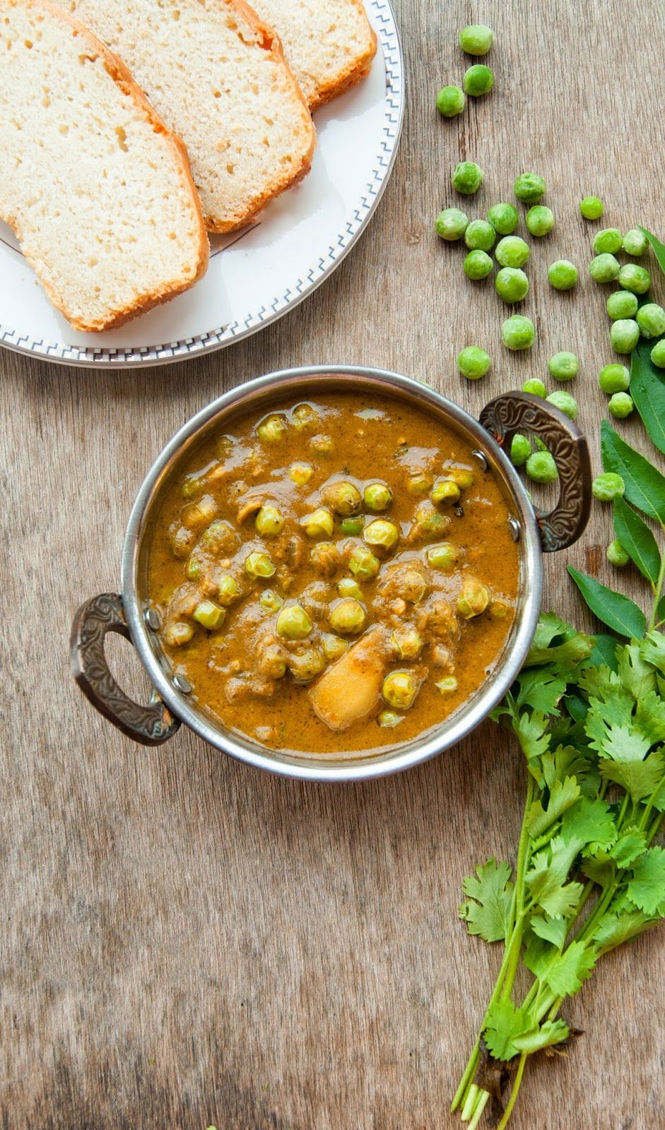 Always Hungry Green Peas and Potatoes Kurma / Green Peas cooked with