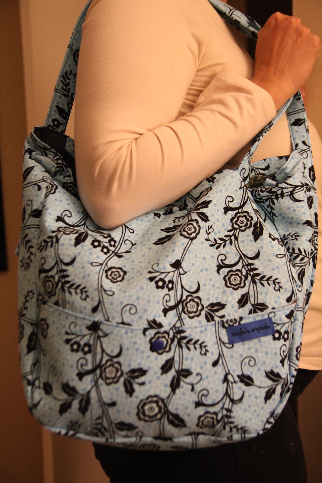 Nicolle's Originals Tutorial Convertible Tote and Backpack or Diaper