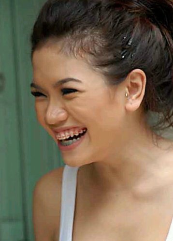 Nikita Mirzani on Biodata Foto Nikita Mirzani Kata Kata Cinta Tips Cinta Gambar