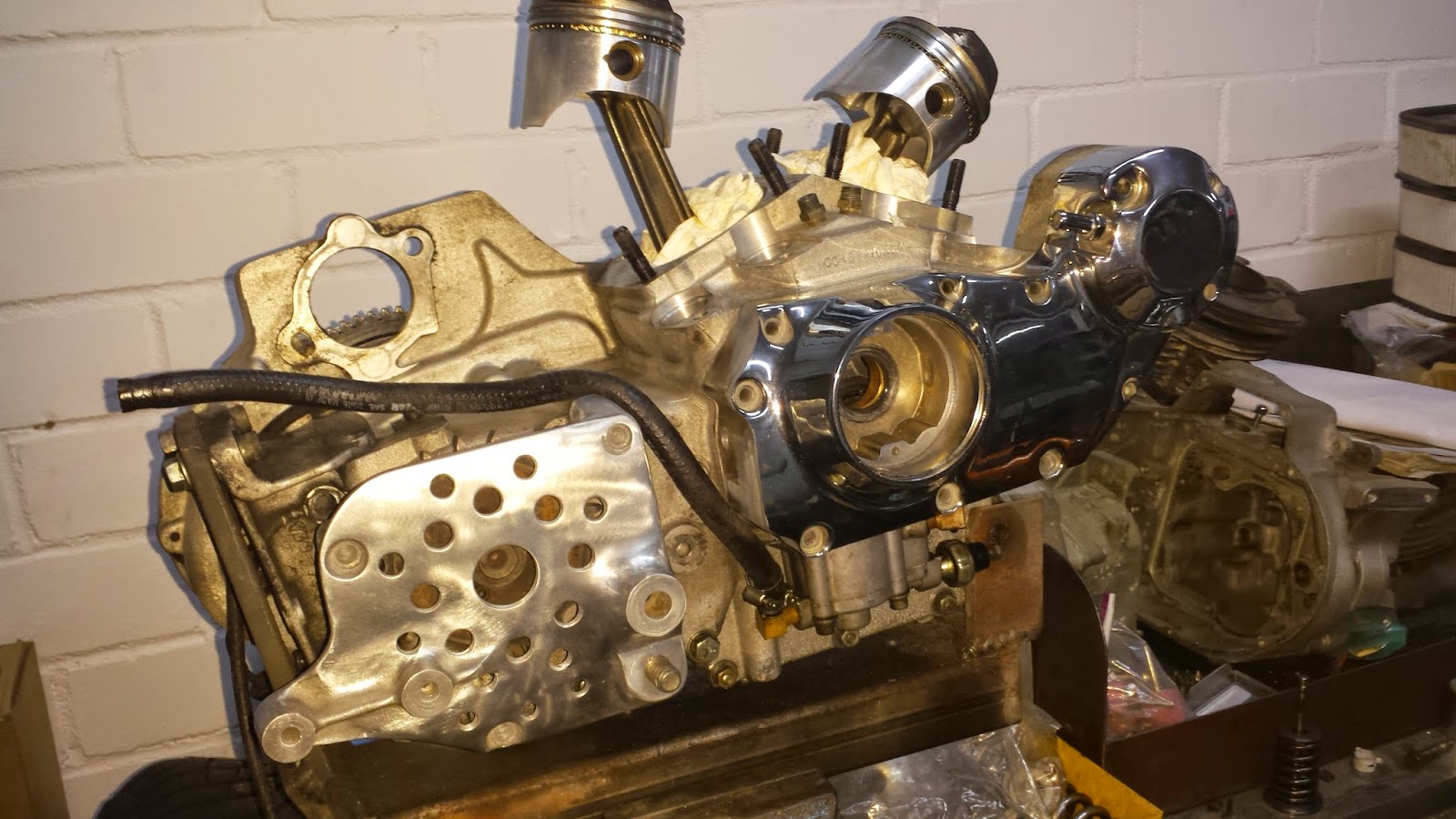 No Name Cycles Ironhead cam cover and sprocket cover design