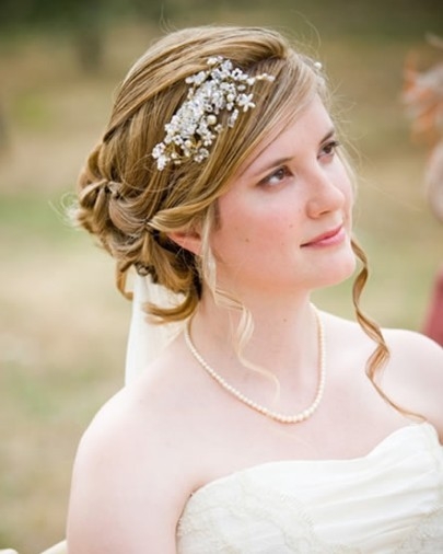 Fashion World Beautiful Bridal Hair Style Fashionable Girl