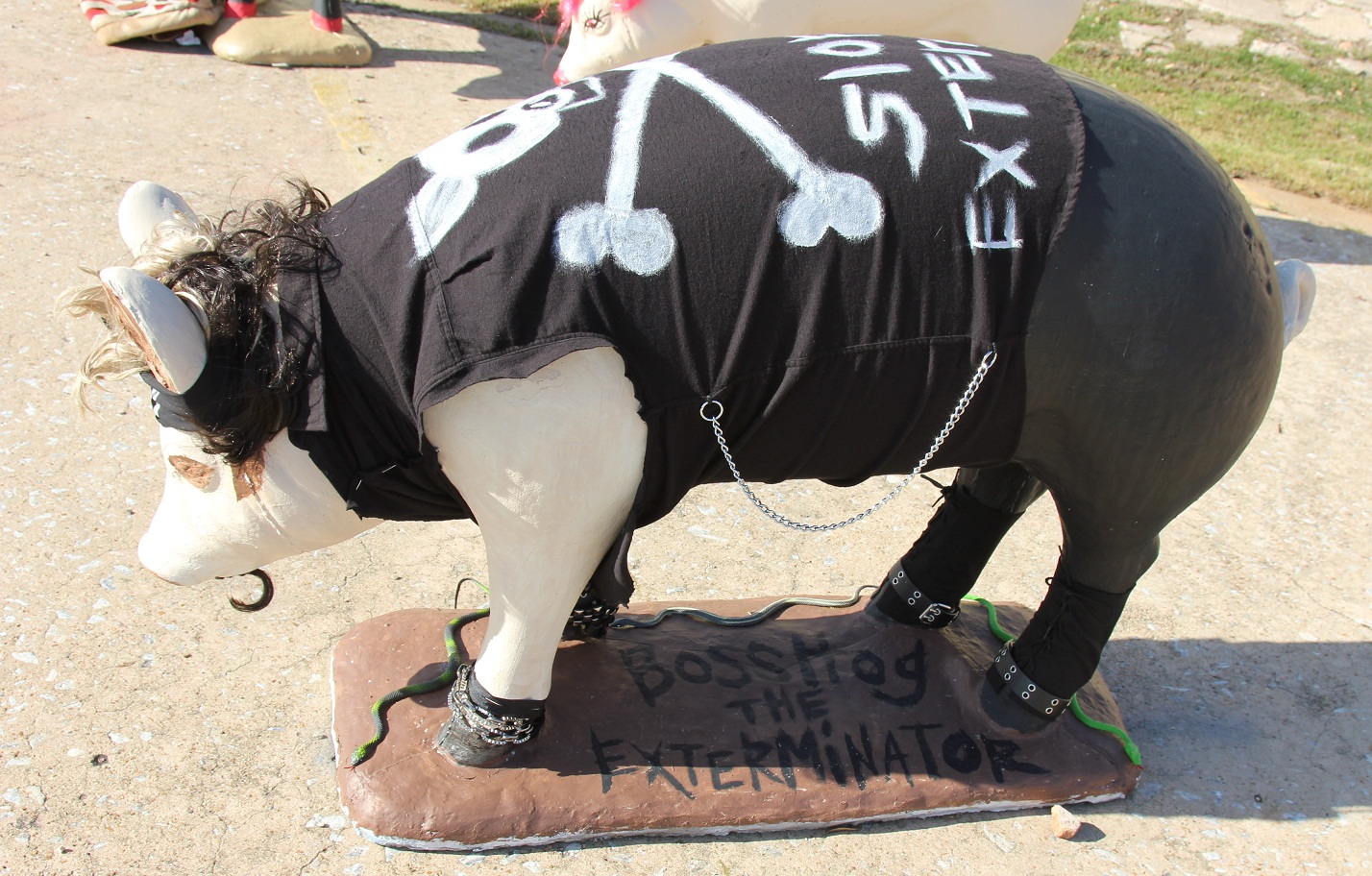 Art of the Day Painted Pigs