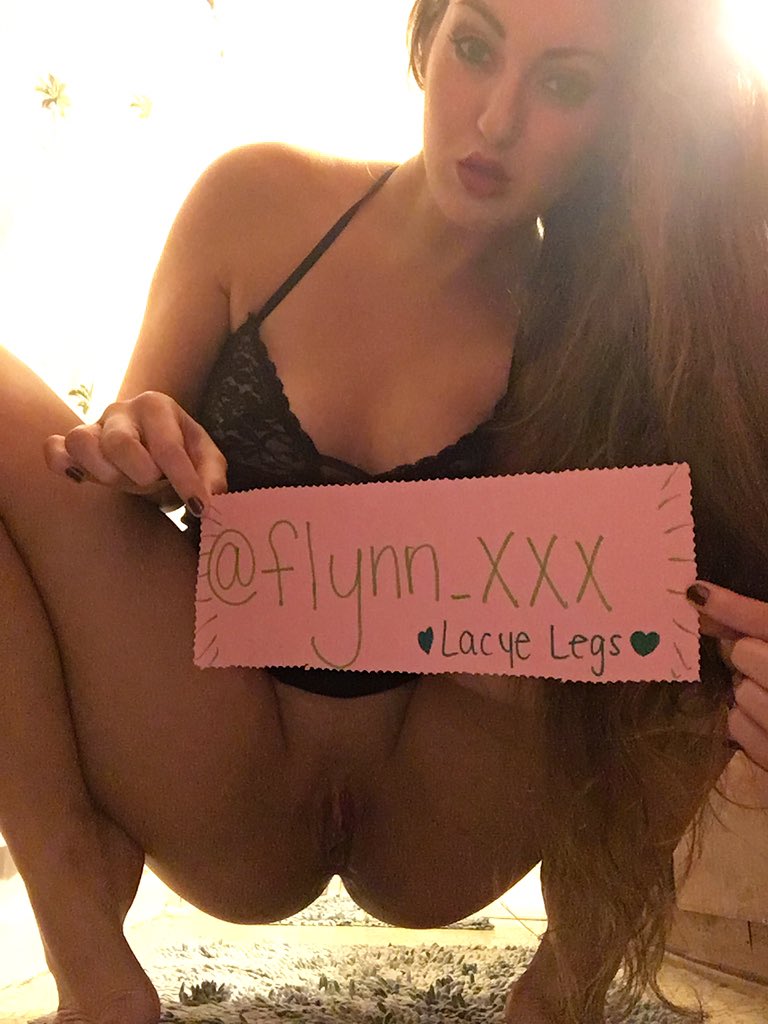FanSign from the sweet @LacyeLegs