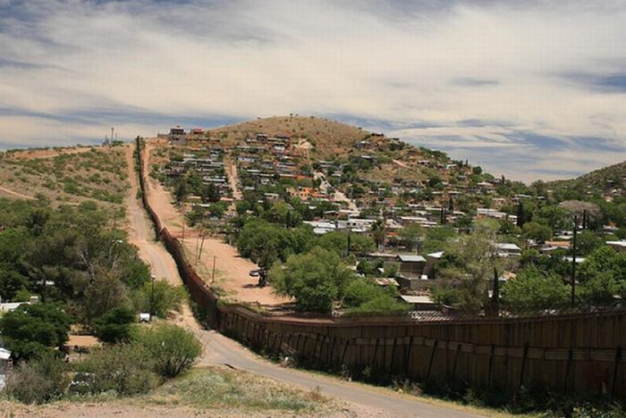 the united states mexico border timeline How mexican immigration to the us of immigrants from mexico into the united states during the 19th from the us-side of the us-mexico border in. the united states mexico border timeline How mexican immigration to the us of immigrants from mexico into the united states during the 19th from the us-side of the us-mexico border in.