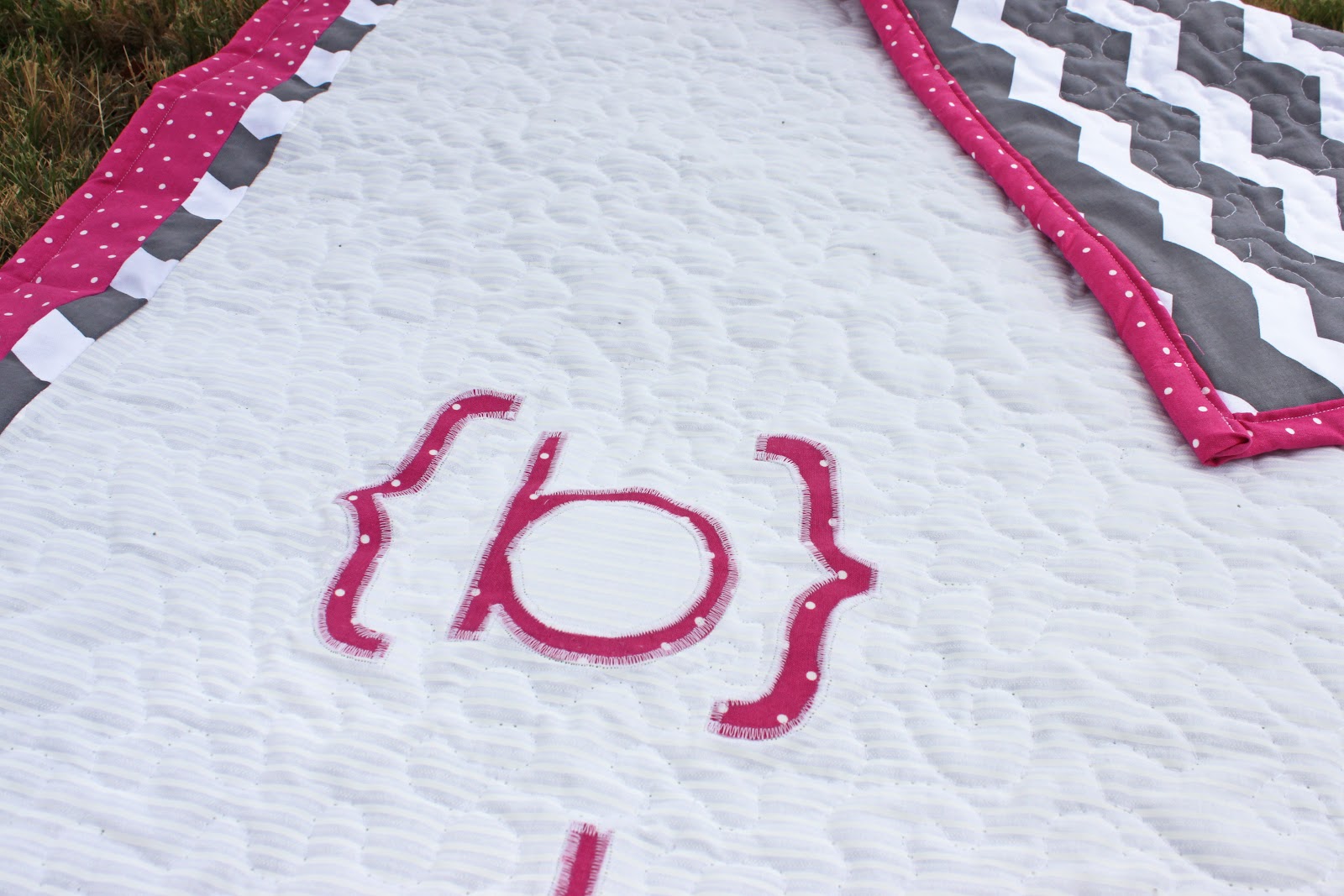 a little of this, a little of that {Modern} Baby Monogram QuiltPart 2!