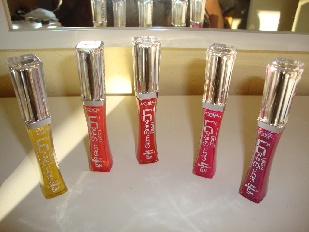 doyounoah L'Oreal Lip Glam Shine Fresh Lipgloss Review