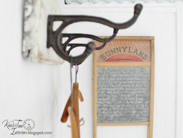 Antique Washboard Laundry Room Remodel via http://knickoftimeinteriors.blogspot.com/