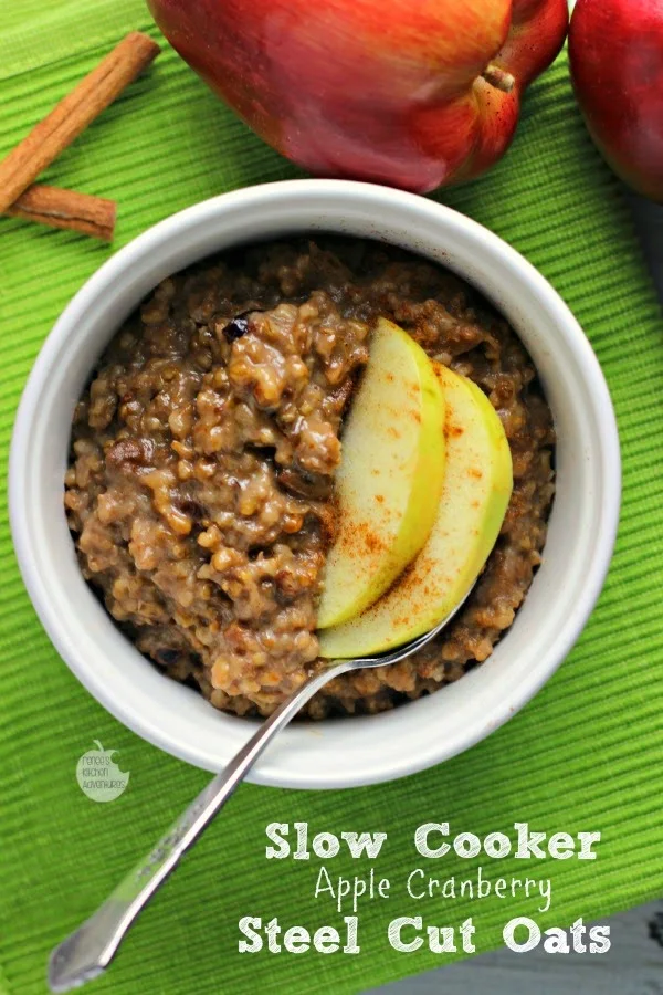 Slow Cooker Apple Cranberry Steel Cut Oats:A hearty breakfast that cooks while you sleep! #MyOatsCreation #spon @quakeroats 