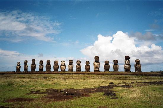 Moai Images