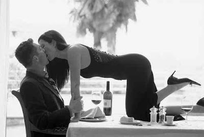 Love-Romantic Kiss Photos 2/3 | Top Web Pics