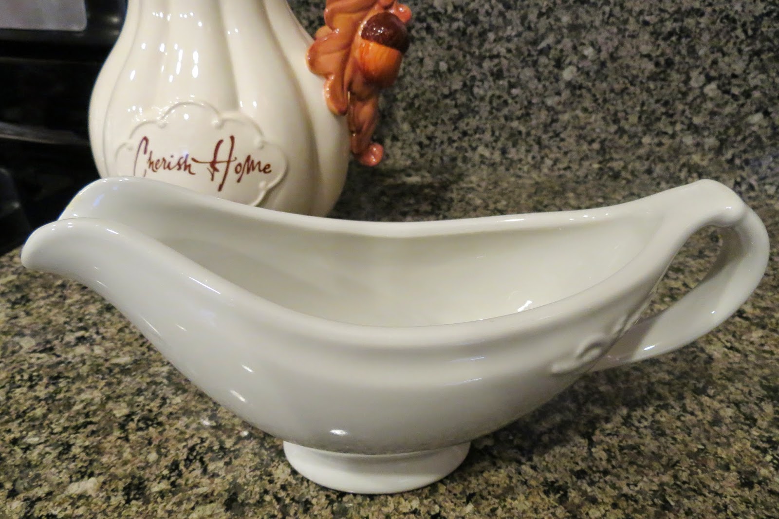Red Rose Alley White Gravy Boat