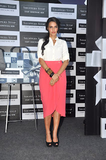 Neha Dhupia Launches Shoppers Stop's gift card