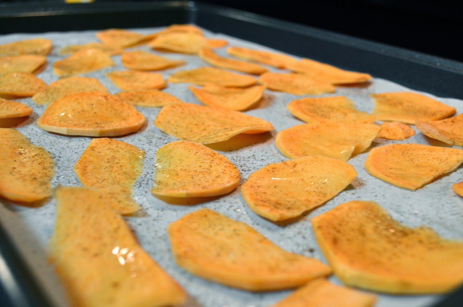 The Hungry Hood Baked Vegetable Chips