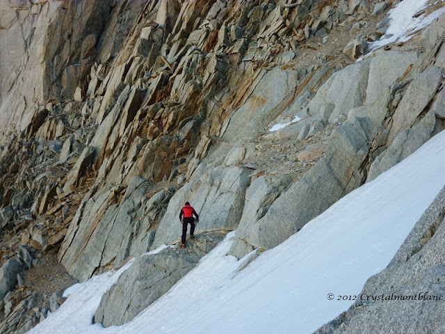 à la recherche de cristaux dans le massif du Mont-Blanc