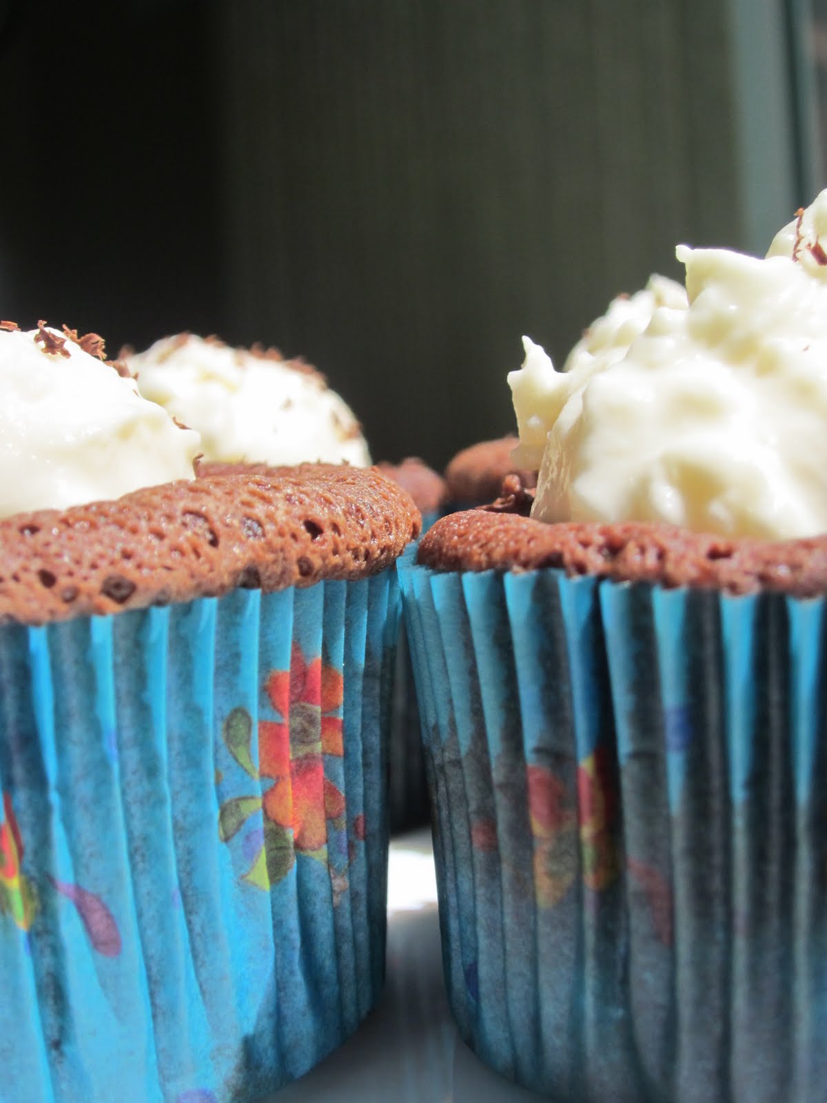 SquirrelsnSweets Heart on My Sleeve Chocolate Souffle Cupcakes with White Mint Chocolate