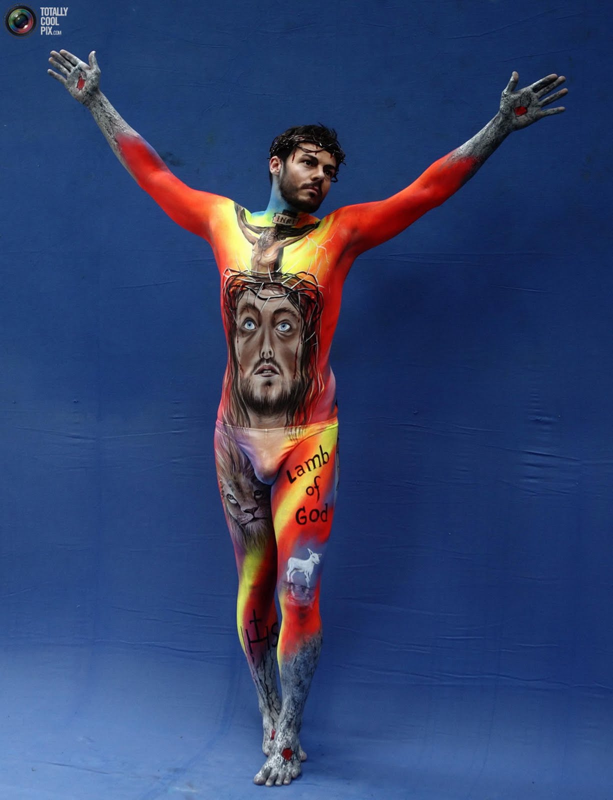 F.R.S. Sensacional body painting