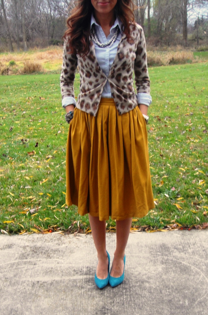 OOTD Mustard skirt with pockets Lilly Style