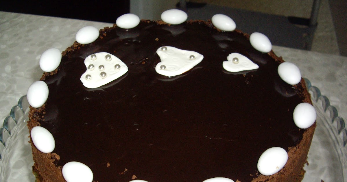 kahve kokusu ÇİKOLATALI MUZLU PASTA