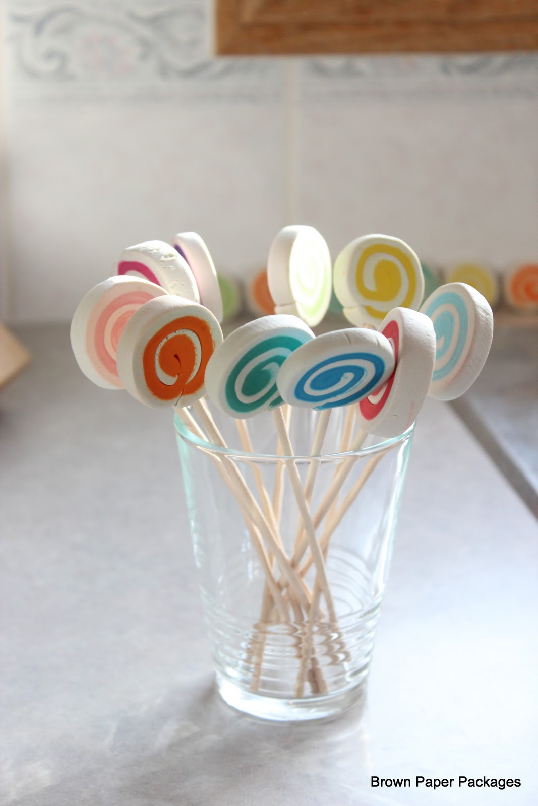 Brown Paper Packages DIY Cutest Ever Lolly Ornaments