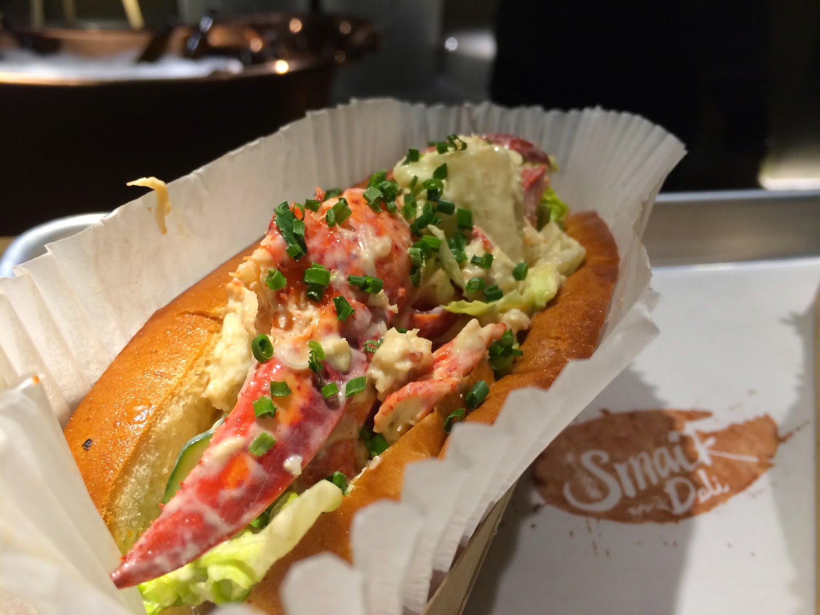 Travel with Wingz* Smack Lobster laid the Smackdown on Lobster Kitchen