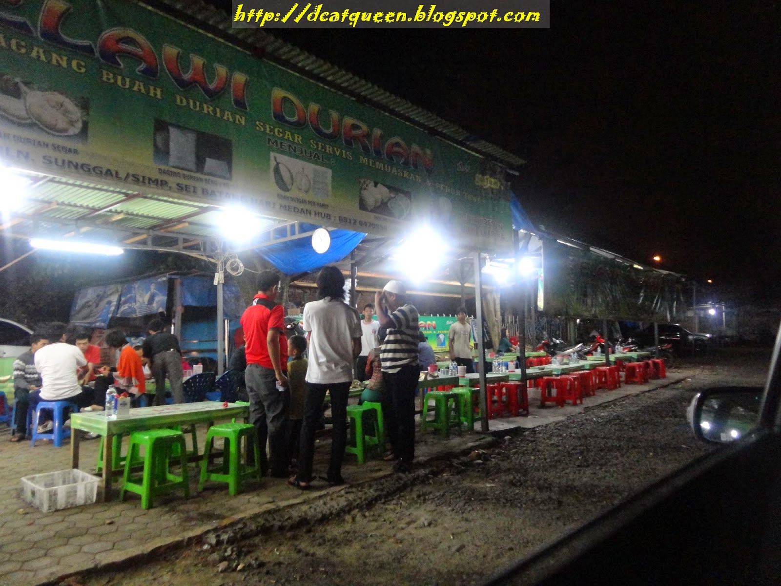 Mak Tua Pancake Durian Medan: Durian Medan Yang Nikmat