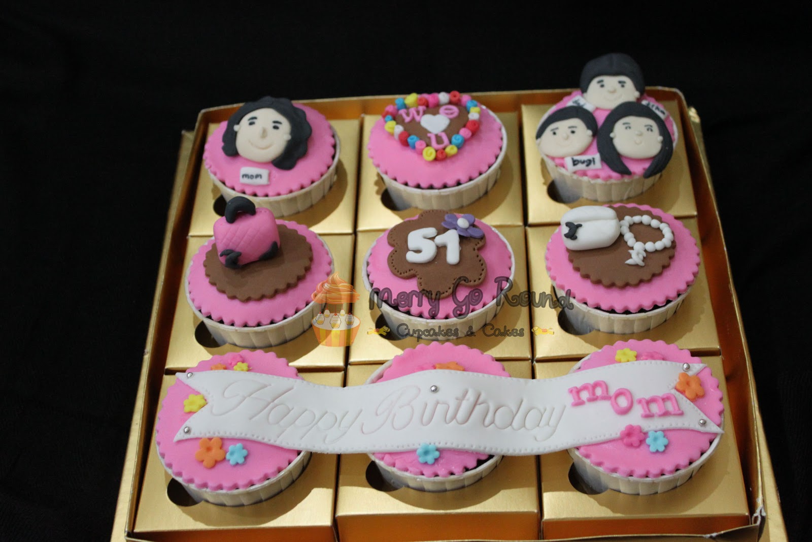 Merry Go Round - Cupcakes & Cakes: Happy Birthday Mom!