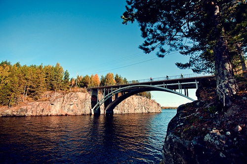 [Image: bi-quyet-giao-tiep-khi-den-phan-lan-1.jpg]