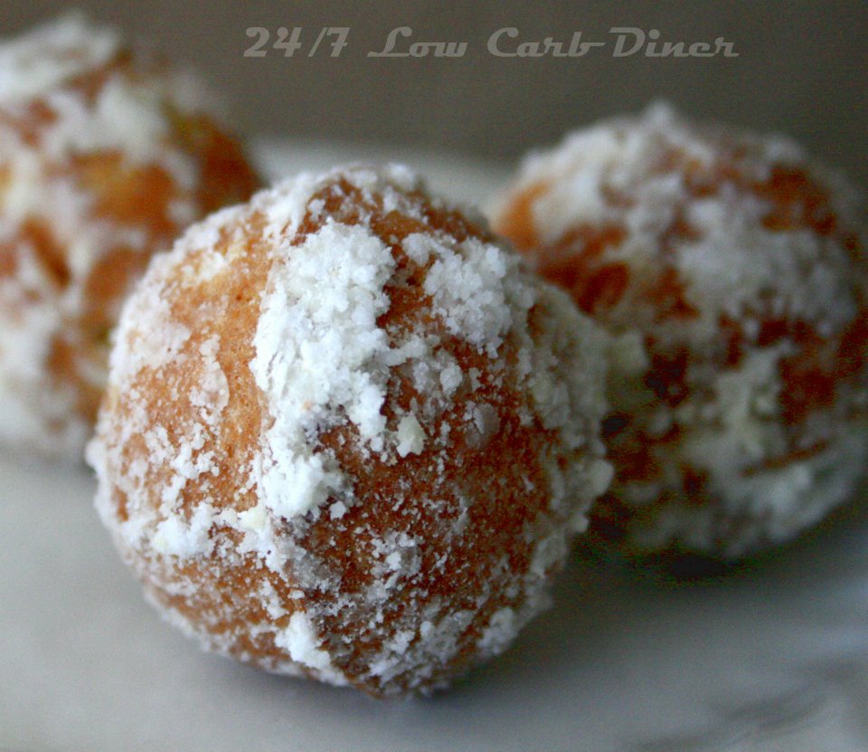 SPLENDID LOWCARBING BY JENNIFER ELOFF Coconut Flour Doughnut Holes
