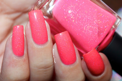 Swatch of the nail polish "Summer Crush" from ILNP