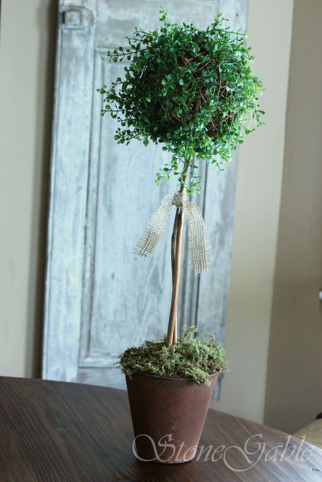 Rustic Summer Topiary StoneGable