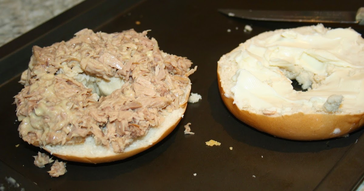 Caroline Makes.... Tuna Melt Bagel