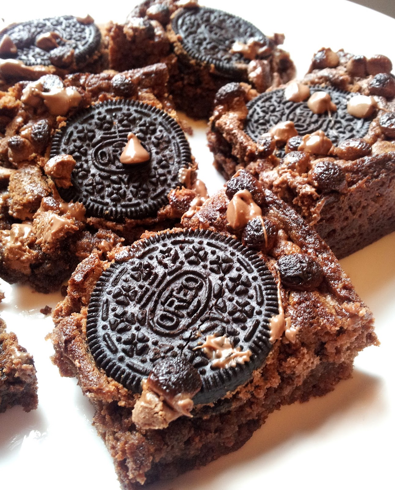 Eat Rainbow Love Oreo brownies