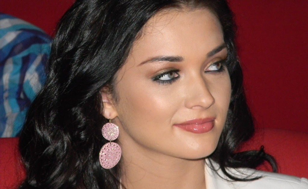 Amy Jackson Free Download Wallpapers