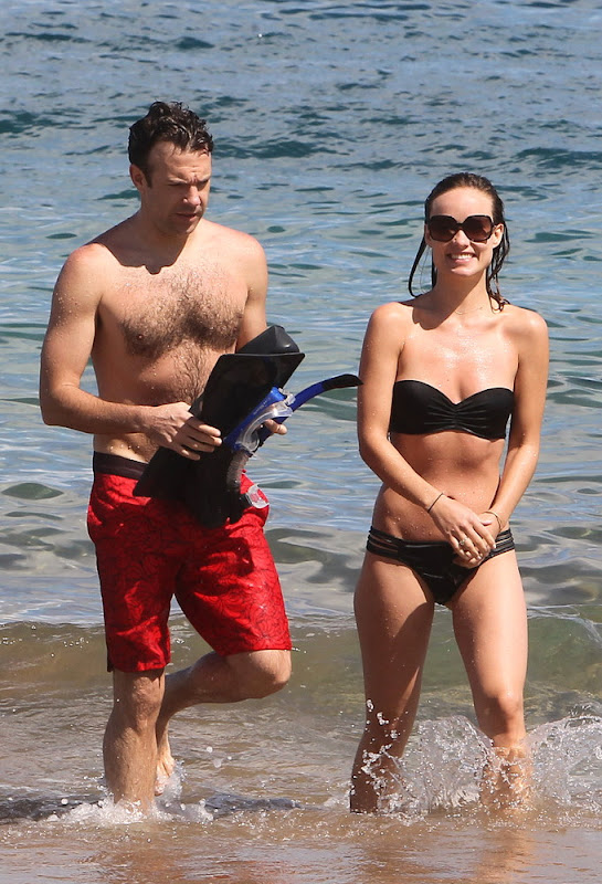 Olivia Wilde with fiance Jason Sudeikis on vacation in Hawaii