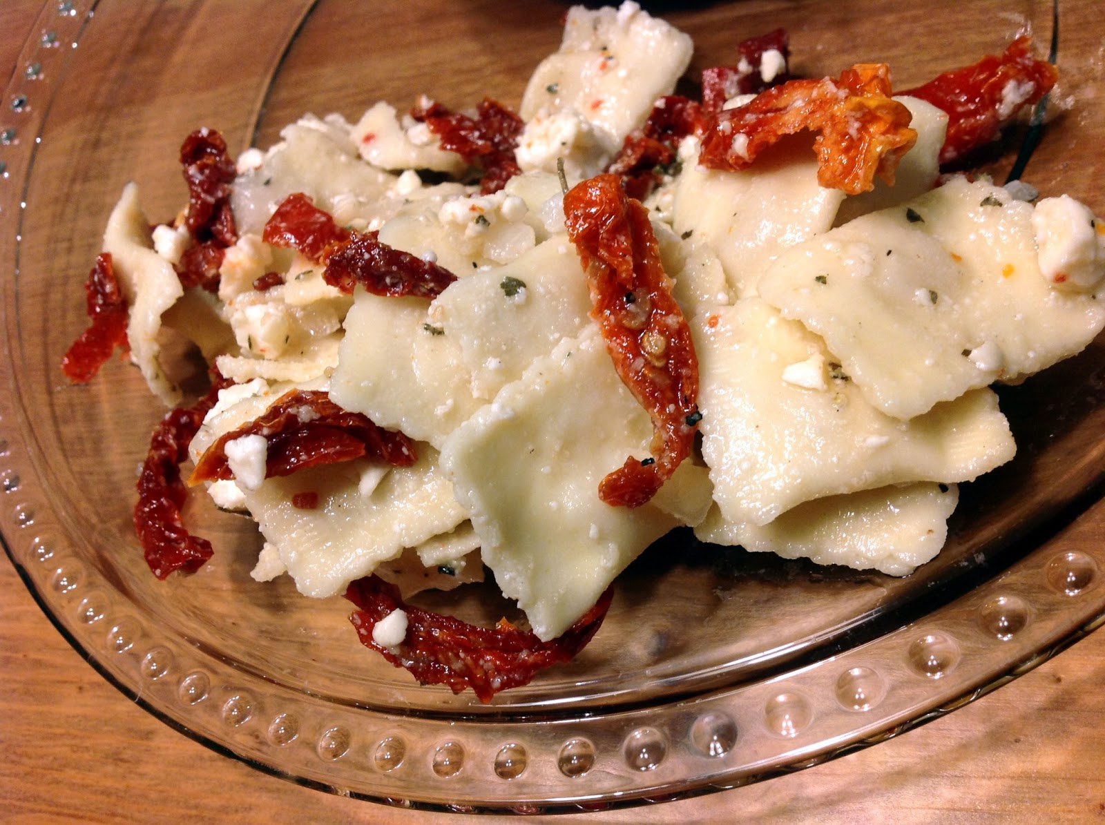 the dog mom ravioli pasta salad