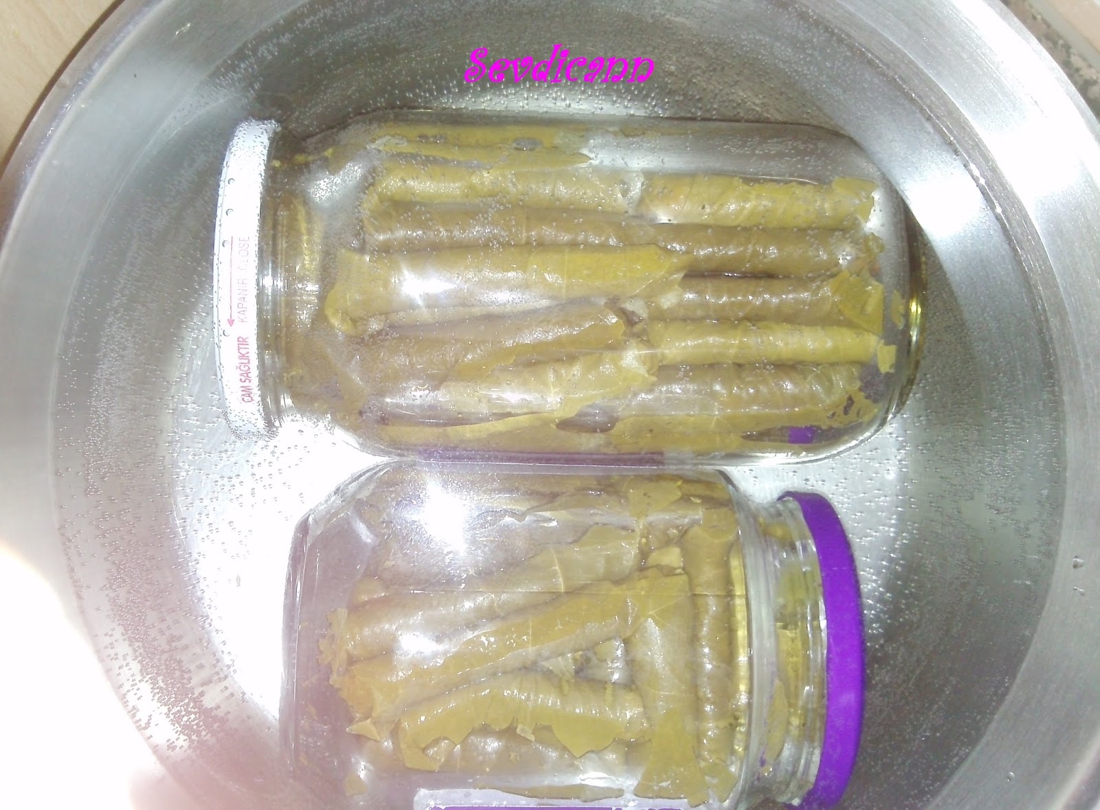 buzluktan çıkan yaprak sarması nasıl pişirilir