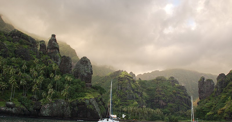 The Adventures of S/V Silhouette: Fatu Hiva