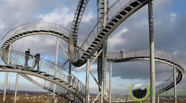 Tiger & Turtle, Magic Mountain, Jerman Tiger & Turtle, Magic Mountain, Jerman