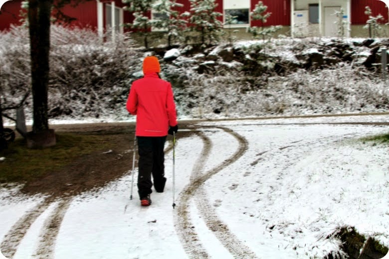 Sauvakävelyllä Nordic walking